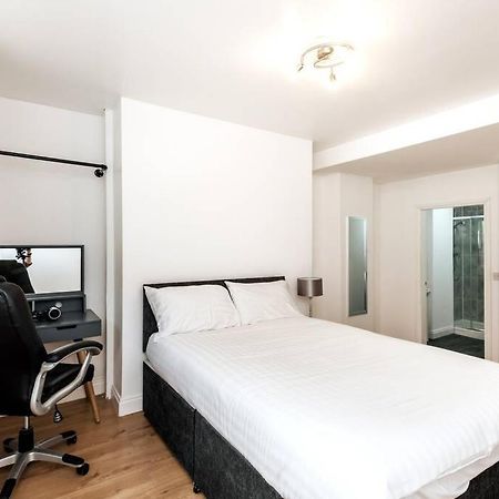 Liverpool City Centre - Fabulous 3 En-Suite Bedrooms - Sleeps 10 People Εξωτερικό φωτογραφία