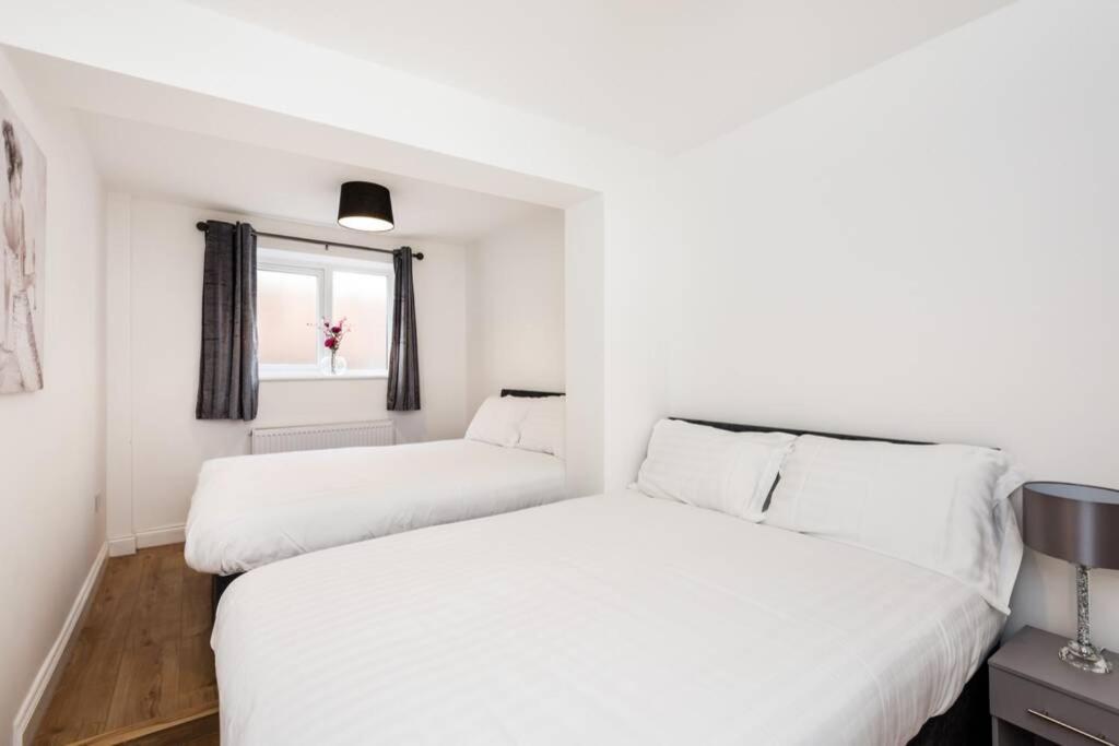 Liverpool City Centre - Fabulous 3 En-Suite Bedrooms - Sleeps 10 People Εξωτερικό φωτογραφία